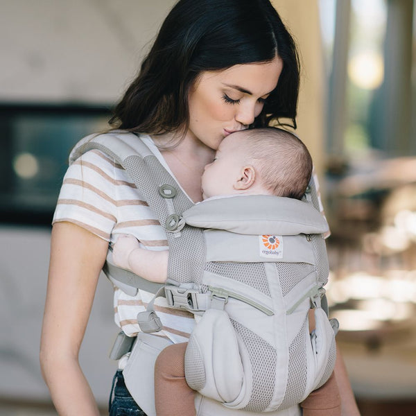 Pearl Grey 360 Omni Ergobaby Ergonomic Carrier Ergobaby Carrier