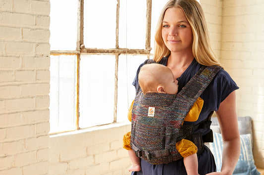 How to fold your Aerloom by Ergobaby Carrier