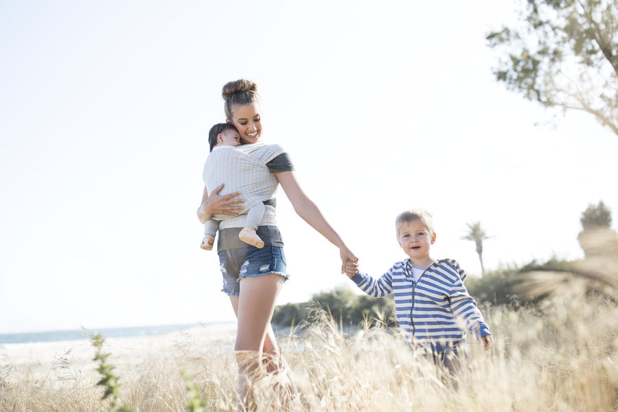 Should you choose a baby wrap or sling?