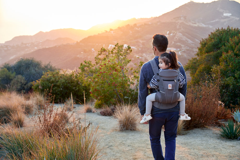 Why use a baby carrier when travelling?