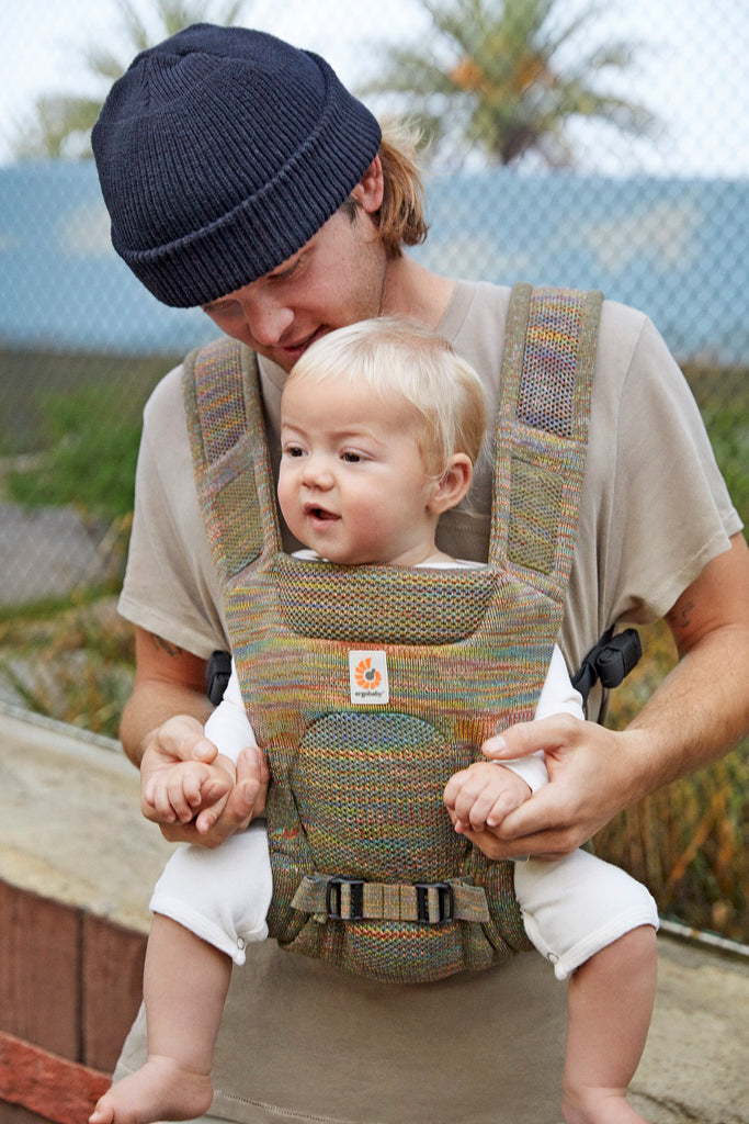 Benefits of Babywearing for Dads • Official Store • Ergobaby Australia