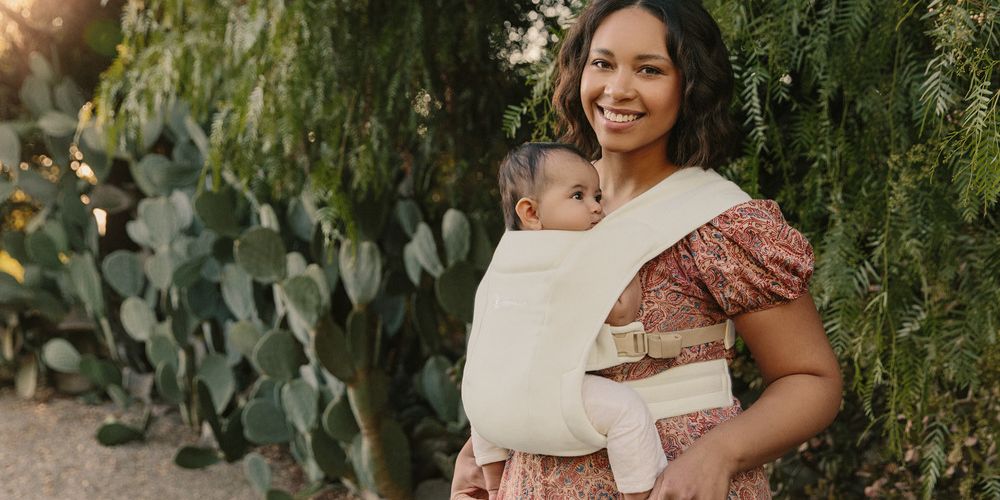 Why Parents Love Babywearing