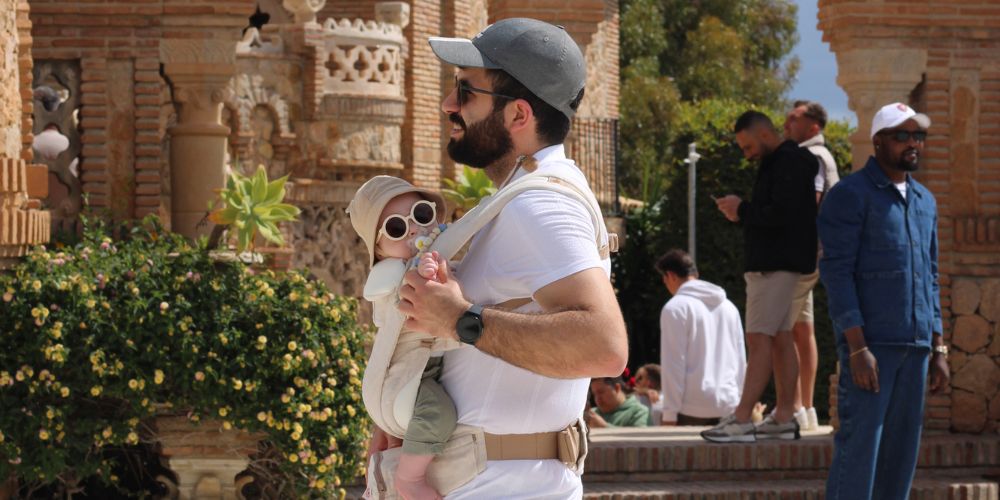Summer Babywearing in Australia: How to Keep Baby Cool & Safe