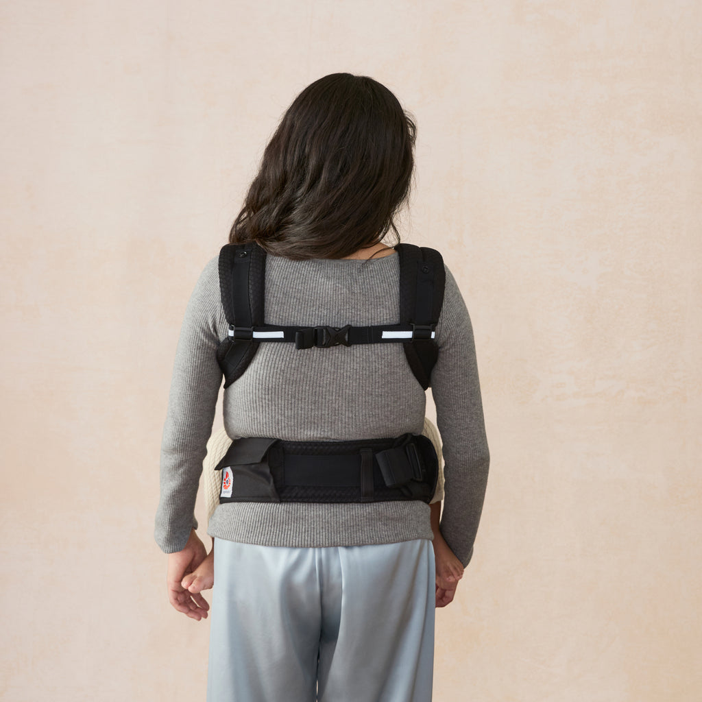 Alta Hip Seat Baby Carrier - Onyx Black