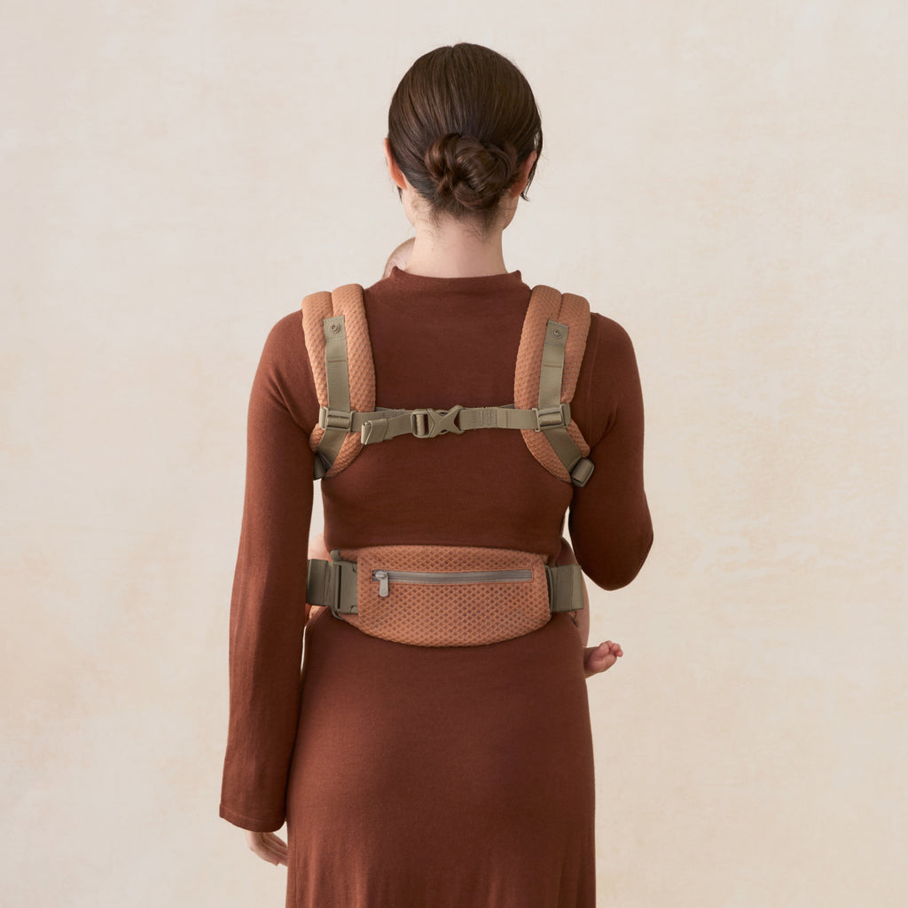 Omni Deluxe Mesh Baby Carrier - Canyon Clay