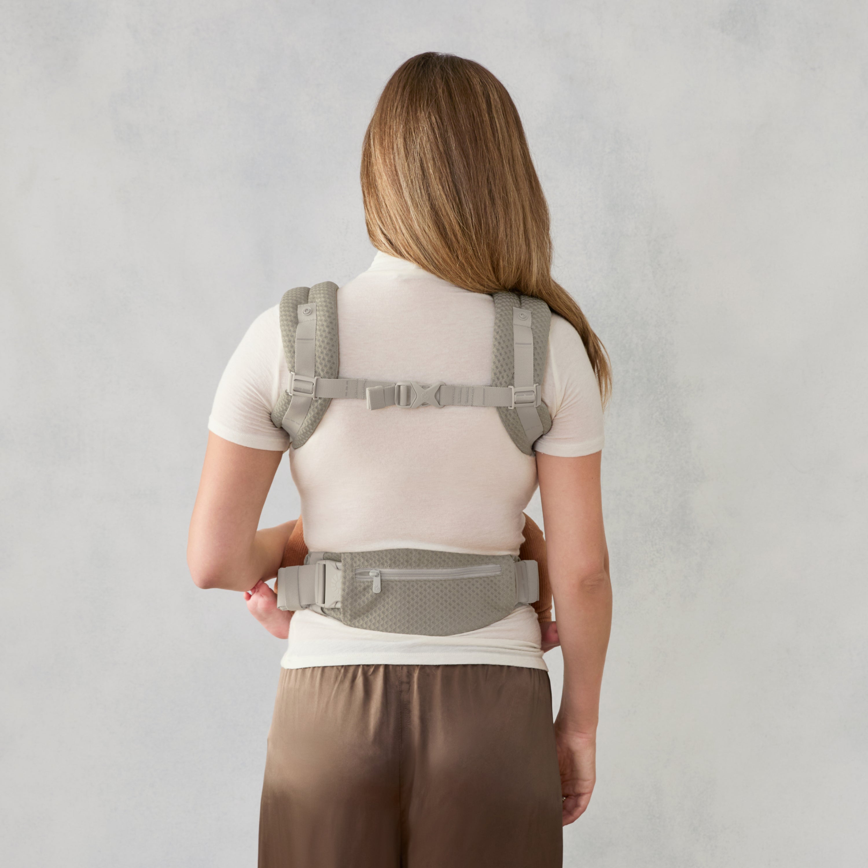 Omni Deluxe Mesh Baby Carrier - Soft Olive
